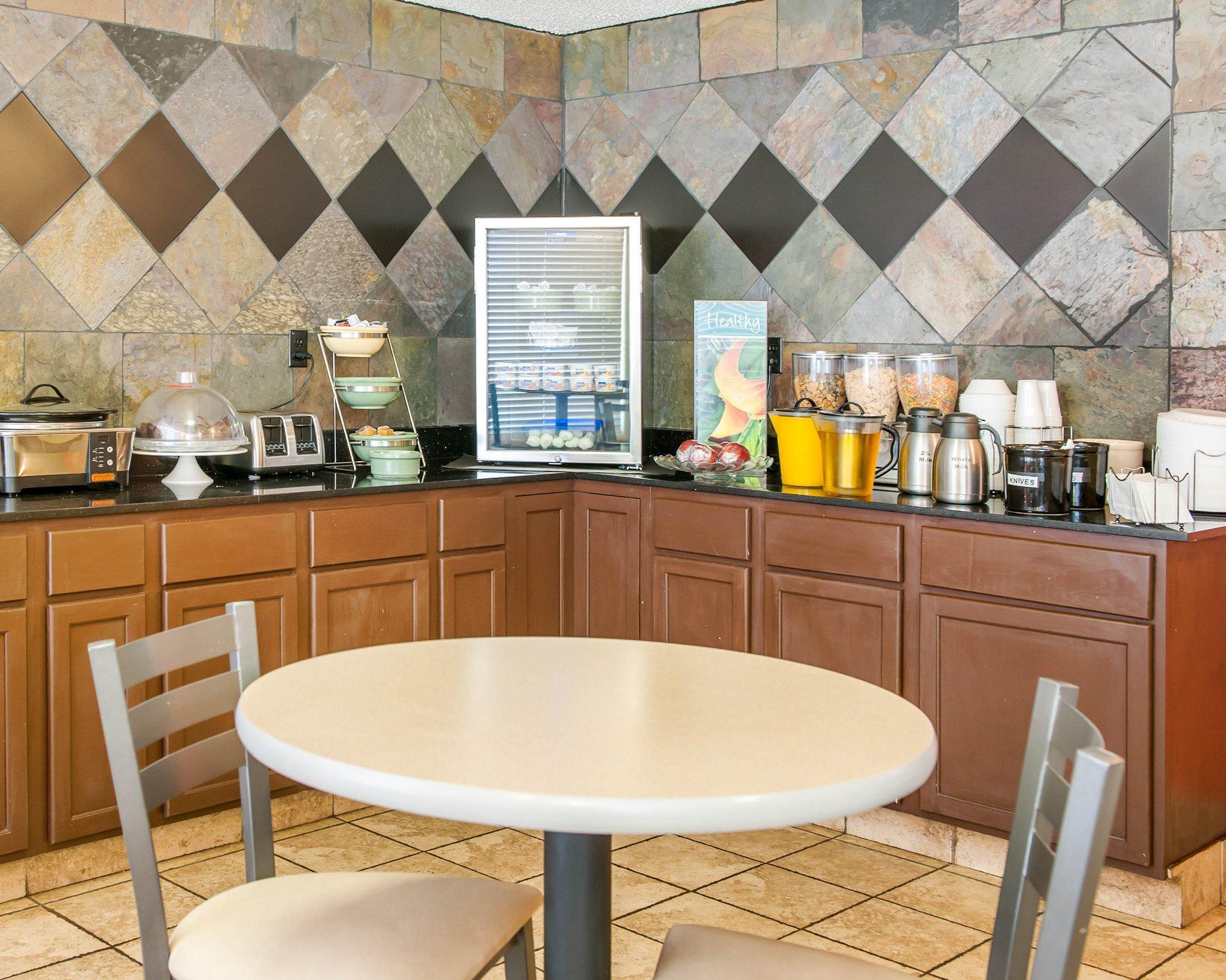 Quality Inn & Suites Lafayette I-65 Kültér fotó