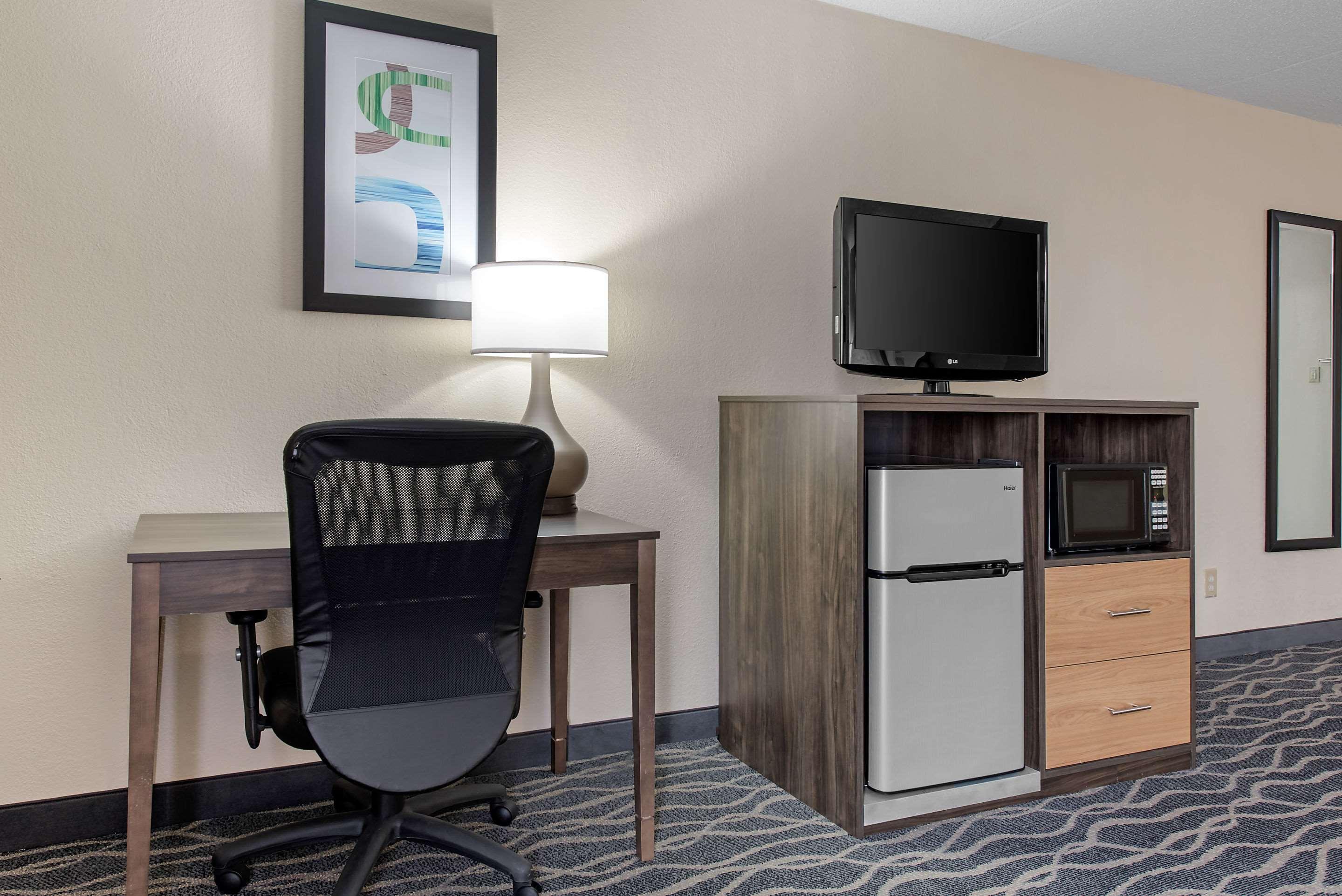 Quality Inn & Suites Lafayette I-65 Kültér fotó